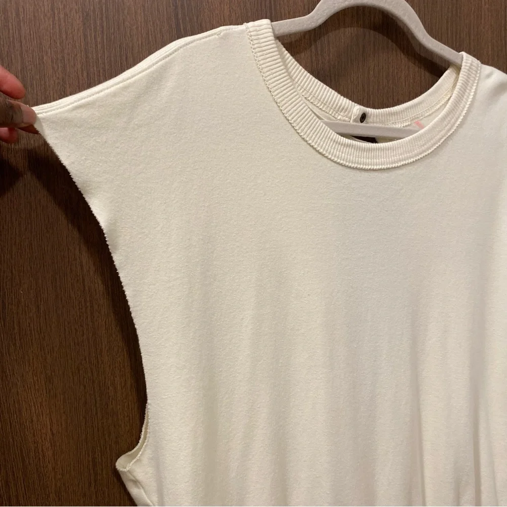 FP MOVEMENT Throw And Go Shortsie Size Large Cream 100% Cotton Muscle Tee Crew - Picture 5 of 14